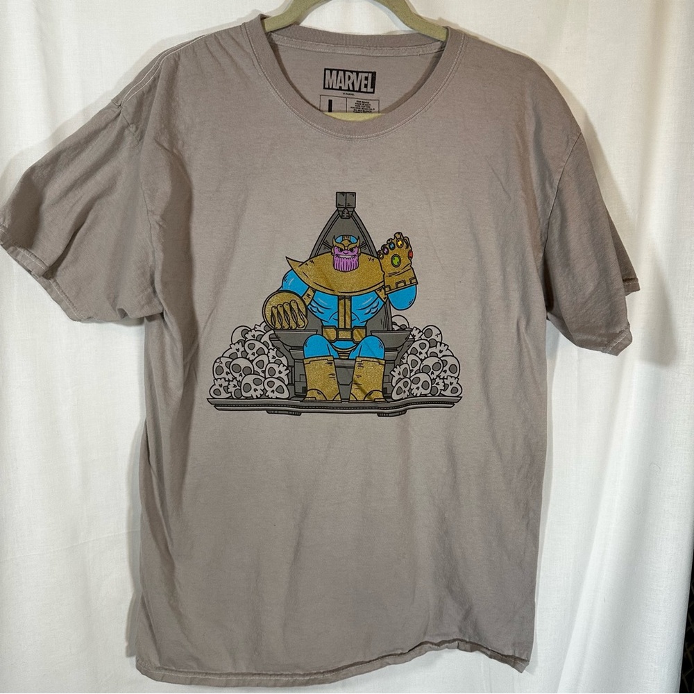 Marvel Thanos Avengers Infinity War Endgame Loot Crate Wear T-Shirt men’s large